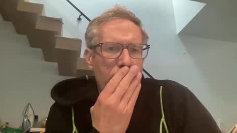 choupipat1 online show from March 2, 8:48 am