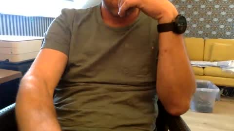 chris13abcd online show from January 26, 1:36 pm