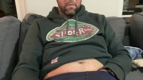 chris13abcd online show from December 31, 12:00 am