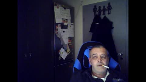 Chris online show from December 20, 2:57 pm