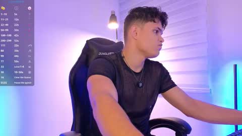 Chris Argent online show from October 21, 2:14 am