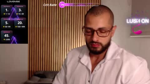 cris         Twitter magnum101010 insta magnumc20 online show from December 14, 12:28 am