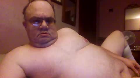 Snapshot of chrismini312 chatting on October 26, 7:16 pm Chris The Jerk Off King online show from October 26, 7:16 pm