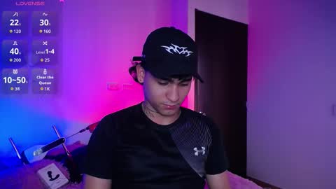 Snapshot of chriss_wg_ chatting on October 21, 9:50 pm Christian Wang online show from October 21, 9:50 pm