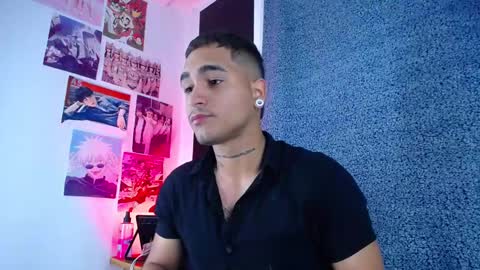 Snapshot of chriss_wg_ chatting on February 14, 11:31 am Christian Wang online show from February 14, 11:31 am