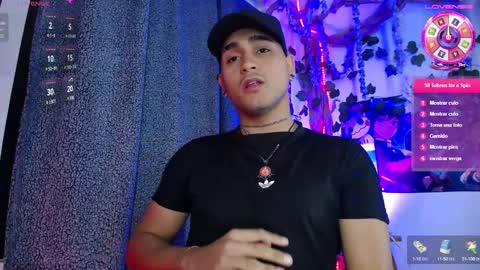 Snapshot of chriss_wg_ chatting on January 29, 6:12 am Christian Wang online show from January 29, 6:12 am