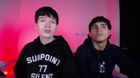 Snapshot of chriss_wg_ chatting on October 18, 2:27 am Christian Wang online show from October 18, 2:27 am