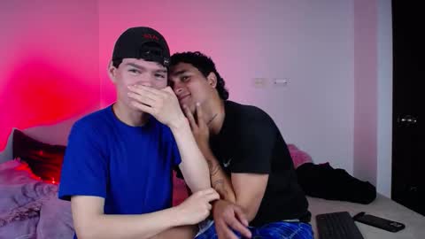 Snapshot of chriss_wg_ chatting on October 14, 1:23 am Christian Wang online show from October 14, 1:23 am