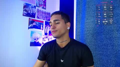 Snapshot of chriss_wg_ chatting on February 12, 9:42 am Christian Wang online show from February 12, 9:42 am