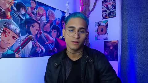 Snapshot of chriss_wg_ chatting on December 4, 10:41 pm Christian Wang online show from December 4, 10:41 pm