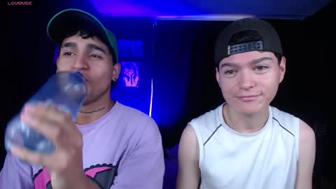 Snapshot of chriss_wg_ chatting on September 17, 9:38 pm Christian Wang online show from September 17, 9:38 pm