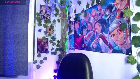 Snapshot of chriss_wg_ chatting on December 19, 11:39 am Christian Wang online show from December 19, 11:39 am