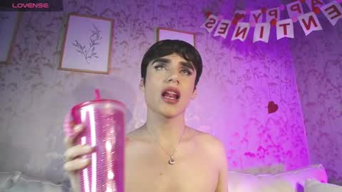 Chris online show from February 14, 3:58 pm