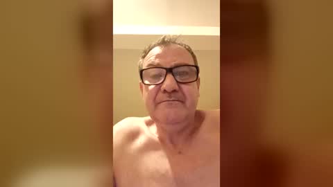 christophe4b online show from June 19, 12:27 am