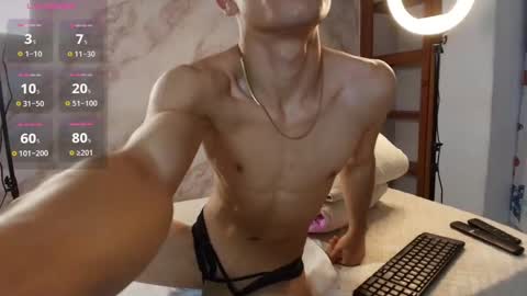 CHRISTOPHER online show from January 31, 11:03 am