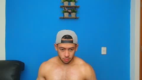 Christopher online show from February 2, 12:51 am