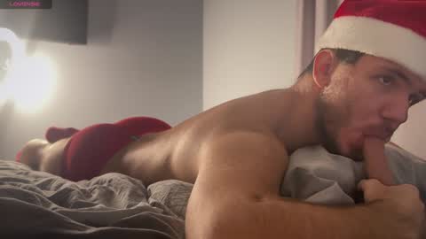 Snapshot of christophertan chatting on December 17, 3:49 pm Christopher online show from December 17, 3:49 pm