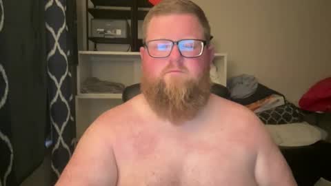 chubbsguy92 online show from May 28, 1:25 am