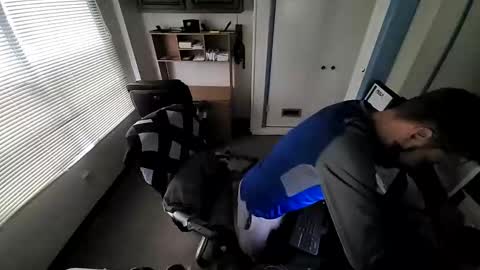 Snapshot of chuck7891 chatting on September 16, 6:31 pm chuck7891 online show from September 16, 6:31 pm