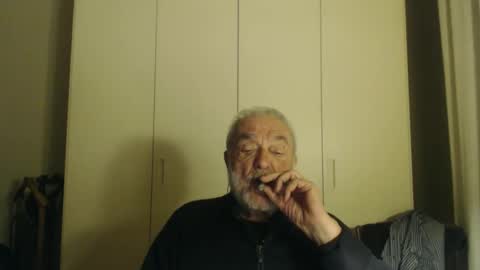 ciaoamoremio3 online show from January 16, 1:52 am