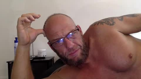 . online show from February 7, 10:30 pm