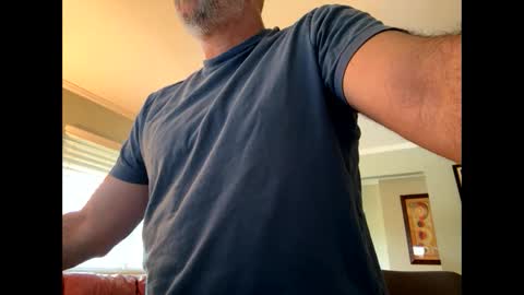 Cjd32 online show from April 17, 4:09 pm