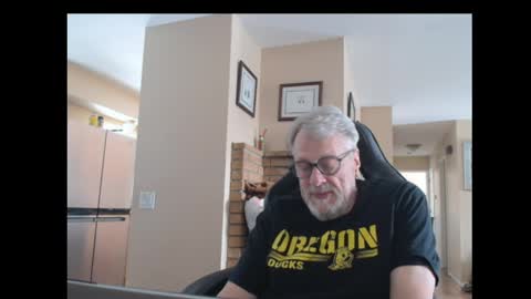 cjscout online show from April 8, 1:06 am