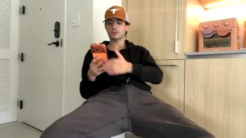 ckeefer96 online show from June 27, 4:12 pm