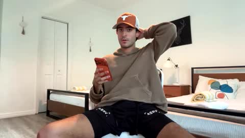 ckeefer96 online show from April 1, 7:55 pm