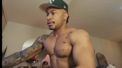 clark_strong online show from September 14, 11:01 am