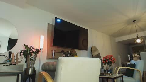 clark_strong online show from October 1, 8:57 pm