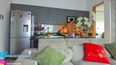 claytonburgues online show from December 14, 10:18 pm