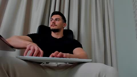 ClintMasterss online show from December 6, 4:28 pm