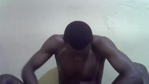 clive_damian online show from March 24, 11:26 am