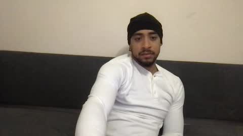 closedcasketcouple online show from January 18, 7:21 am