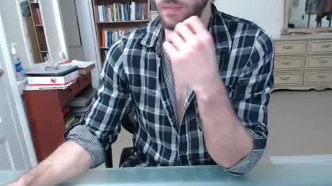 Snapshot of cloud900x chatting on March 3, 10:29 pm Cloud online show from March 3, 10:29 pm