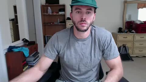 Snapshot of cloud900x chatting on September 15, 5:25 pm Cloud online show from September 15, 5:25 pm