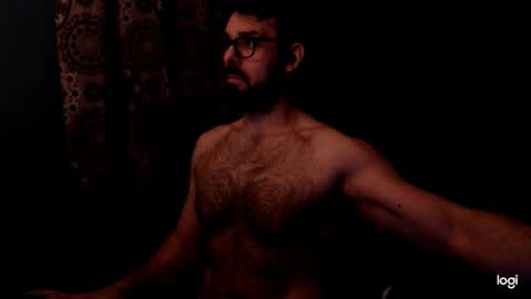 Snapshot of clrkcartwright chatting on January 2, 7:18 pm Clark online show from January 2, 7:18 pm