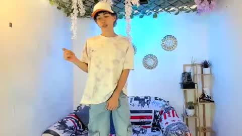 club_latinboys online show from November 6, 7:50 pm