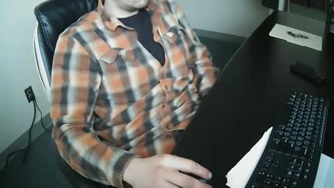 Snapshot of coaltrane chatting on February 19, 7:16 pm Coaltrane online show from February 19, 7:16 pm