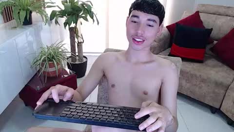 Snapshot of coddy_doll chatting on September 26, 10:18 pm Coddy online show from September 26, 10:18 pm