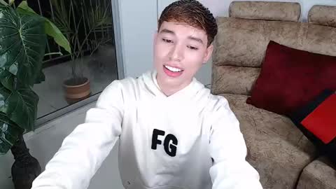 Snapshot of coddy_doll chatting on February 6, 1:27 am Coddy online show from February 6, 1:27 am