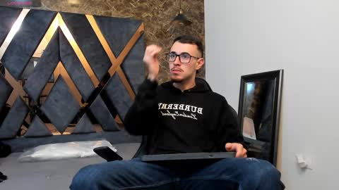 Snapshot of codyywalker chatting on February 5, 5:21 pm Cody Walker online show from February 5, 5:21 pm