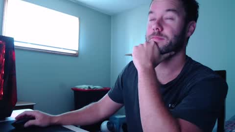 c o f f e e l o u n g e online show from October 13, 4:02 pm