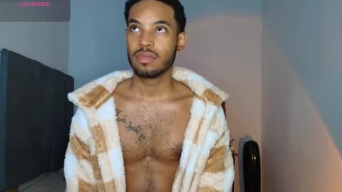 IG  online show from December 1, 11:35 am