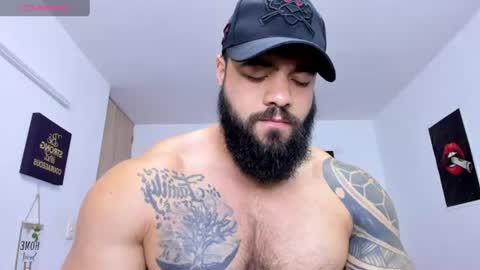college_muscle_ass online show from July 20, 4:07 am