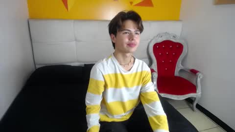 Snapshot of collinstone chatting on February 27, 8:09 pm collinstone online show from February 27, 8:09 pm