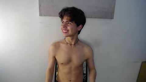 Snapshot of collinstone chatting on February 25, 8:41 pm collinstone online show from February 25, 8:41 pm