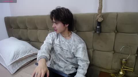 Snapshot of collinstone chatting on February 7, 8:20 pm collinstone online show from February 7, 8:20 pm