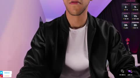 colstorw_ online show from September 18, 10:39 am